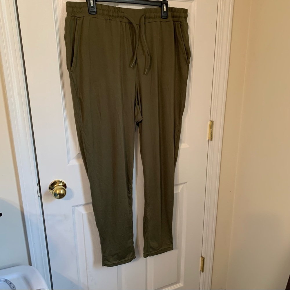 Avenue Men's xl olive lounge pants